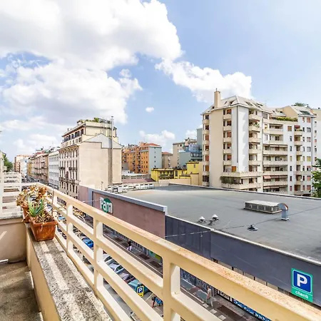 Apartment Domusmi Piazzale Loreto Milan